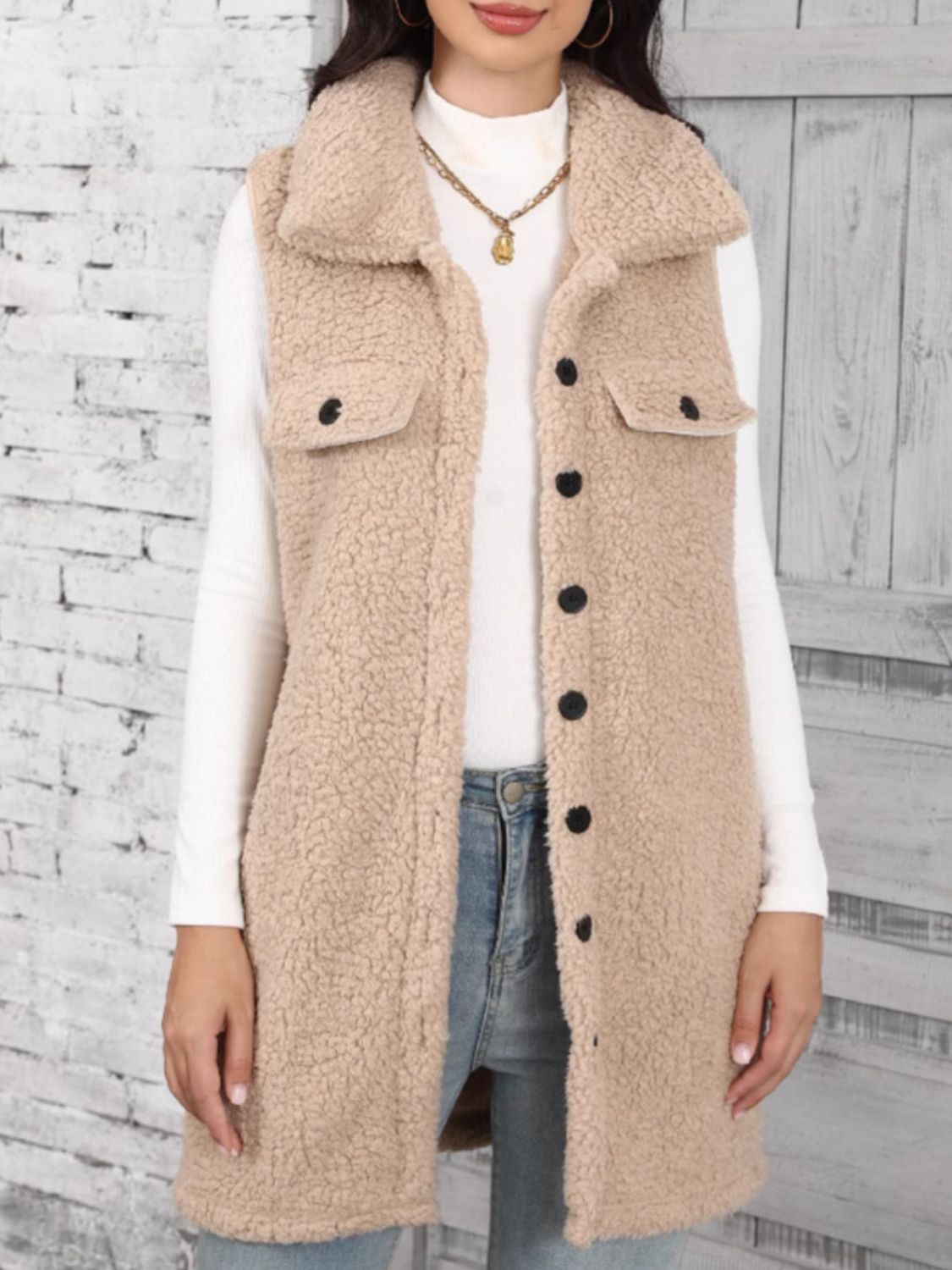 Diana | Buttoned teddy vest coat