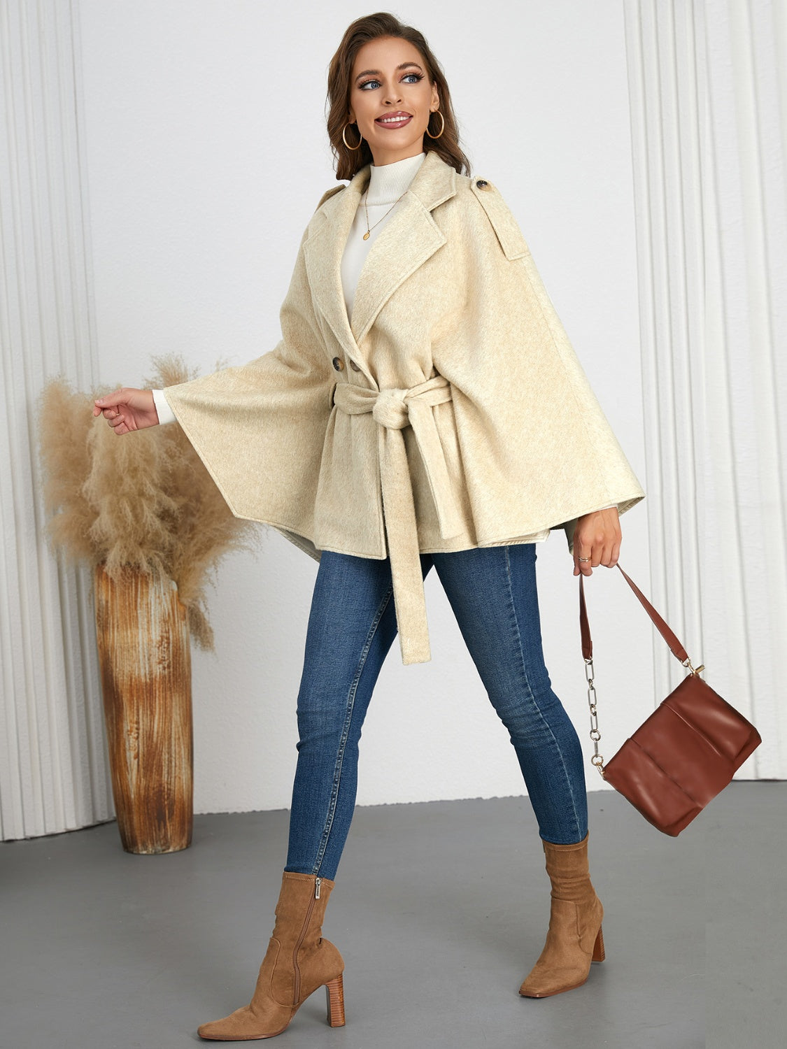 Rita | Double-breasted poncho with tie belt