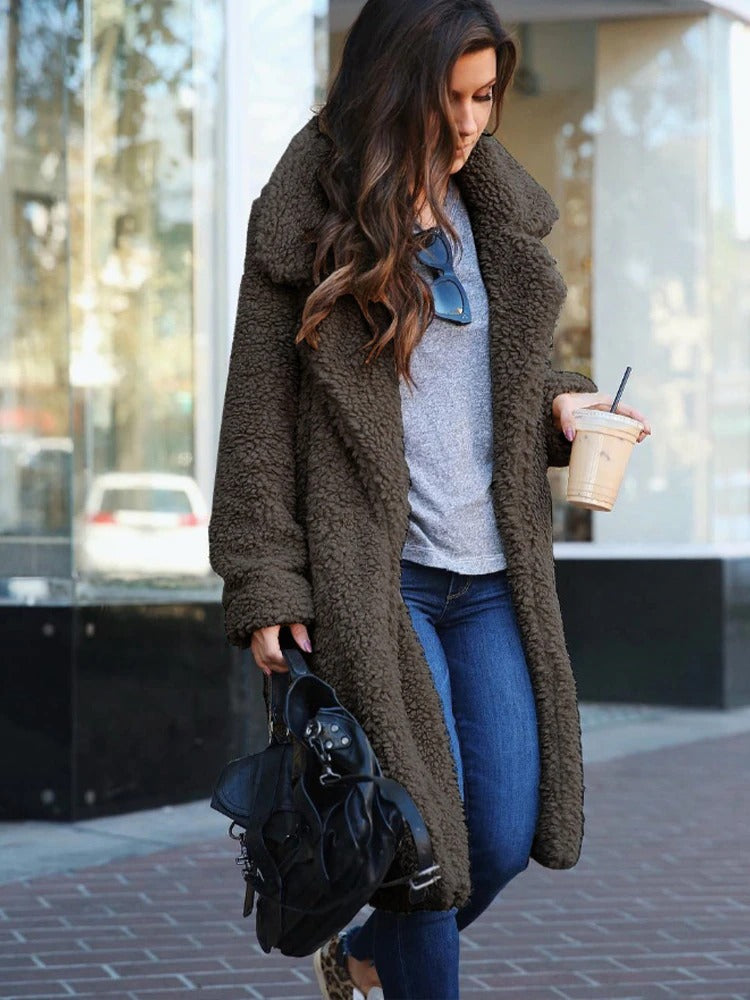 Augusta | Elegant teddy coat for women