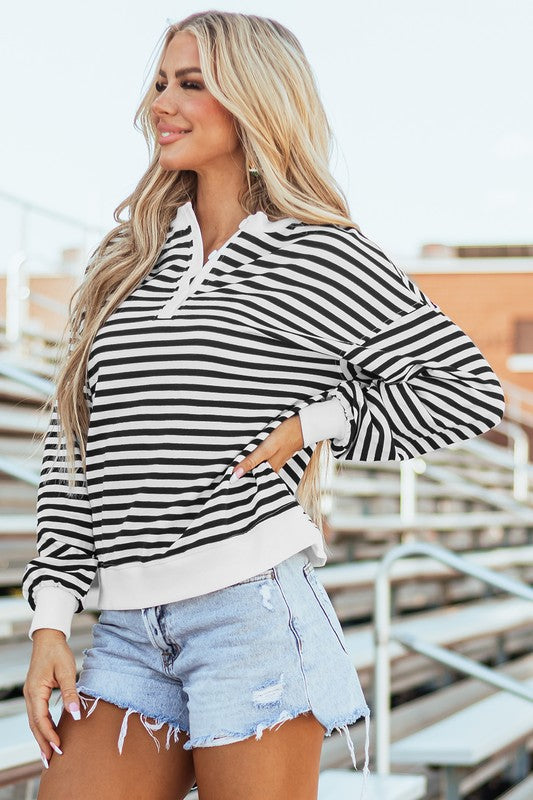 Mia | Striped oversized crew neck sweatshirt with color block design