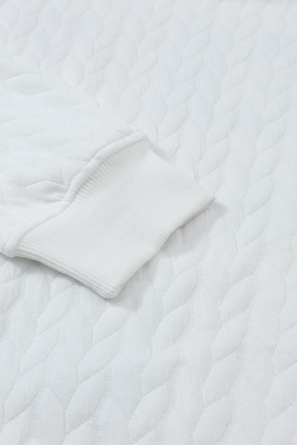 Amira | Elegant and casual winter garment