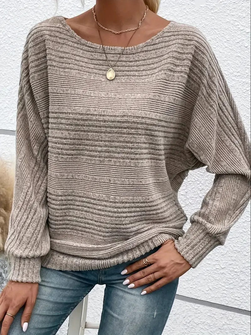 Manon | Women's sweater with long sleeves. Crew neck
