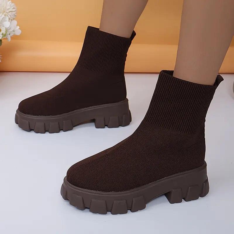 Reina | Custom-made, supportive orthopedic boots