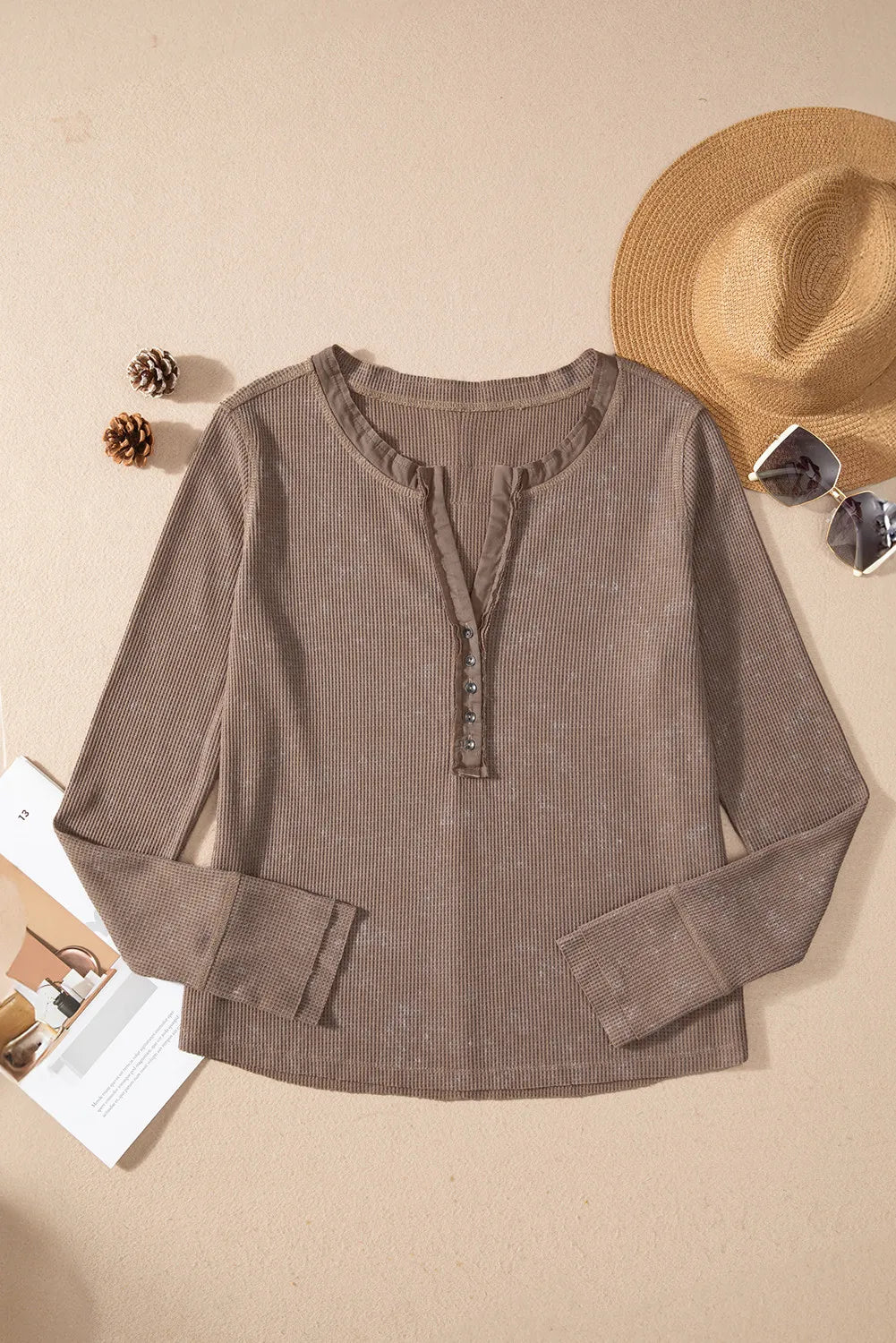 Margot | Notched long sleeve top