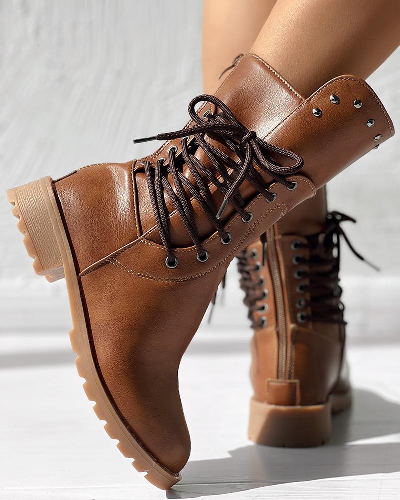 Helga | Modern and supportive orthopedic boots.