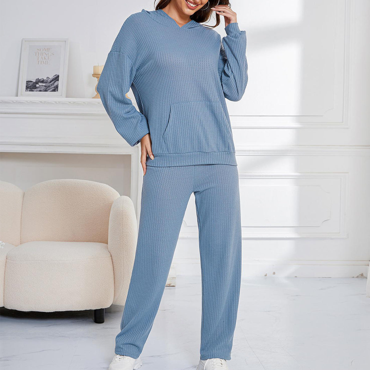 Zahira | Long-sleeved hoodie and drop-shoulder trousers set