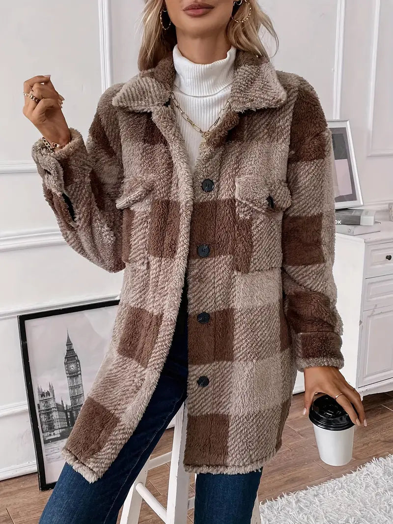 Blanca | Knitted plush coat