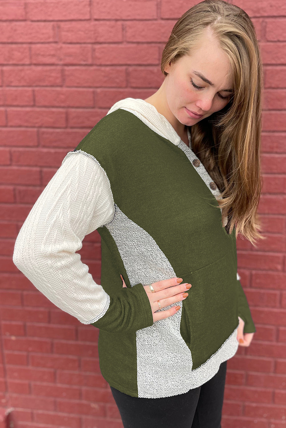 Flor | Relaxed and timeless winter hoodie