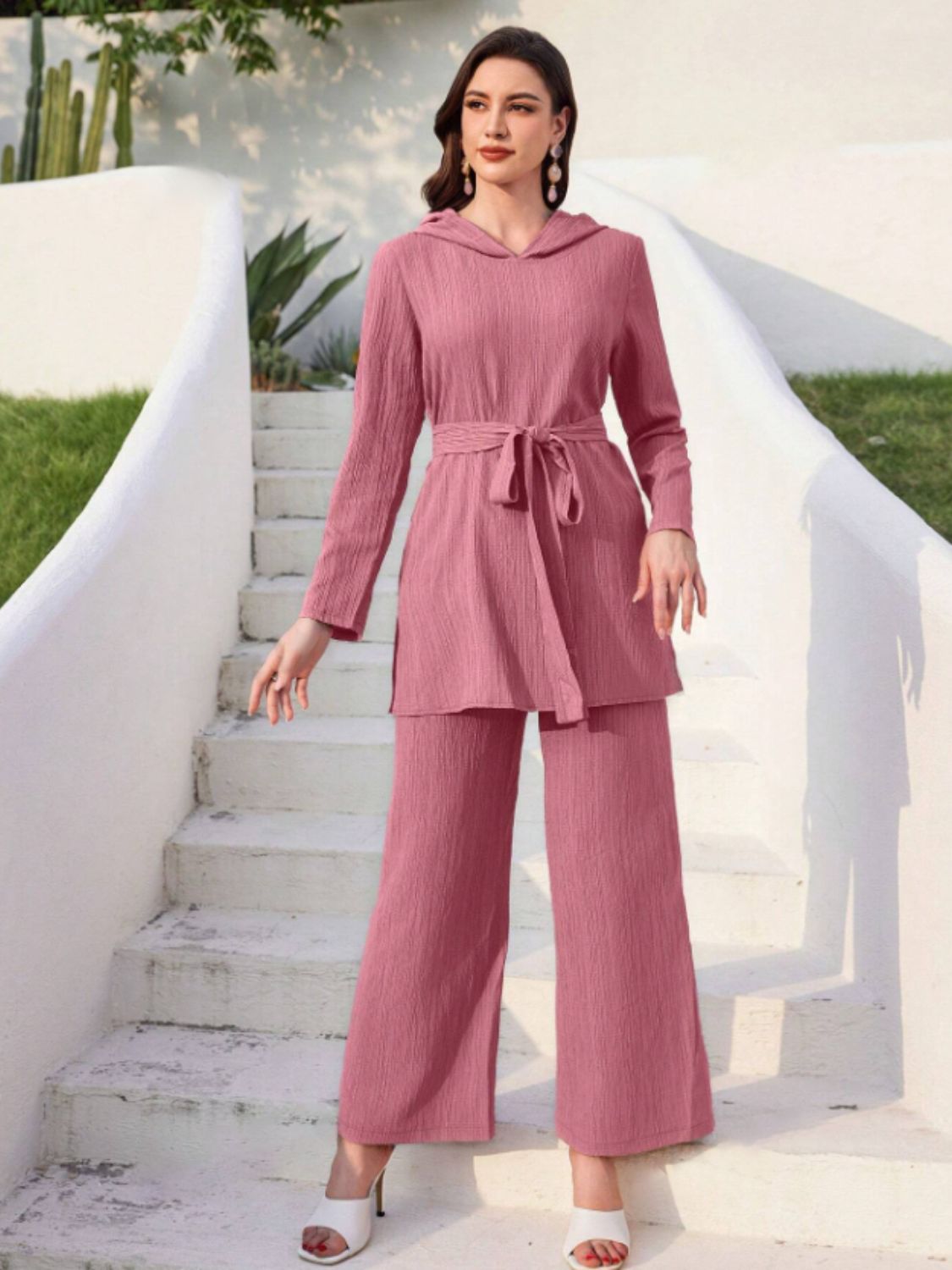 Annelie | Set consisting of a long-sleeved hooded top and tie-dye trousers
