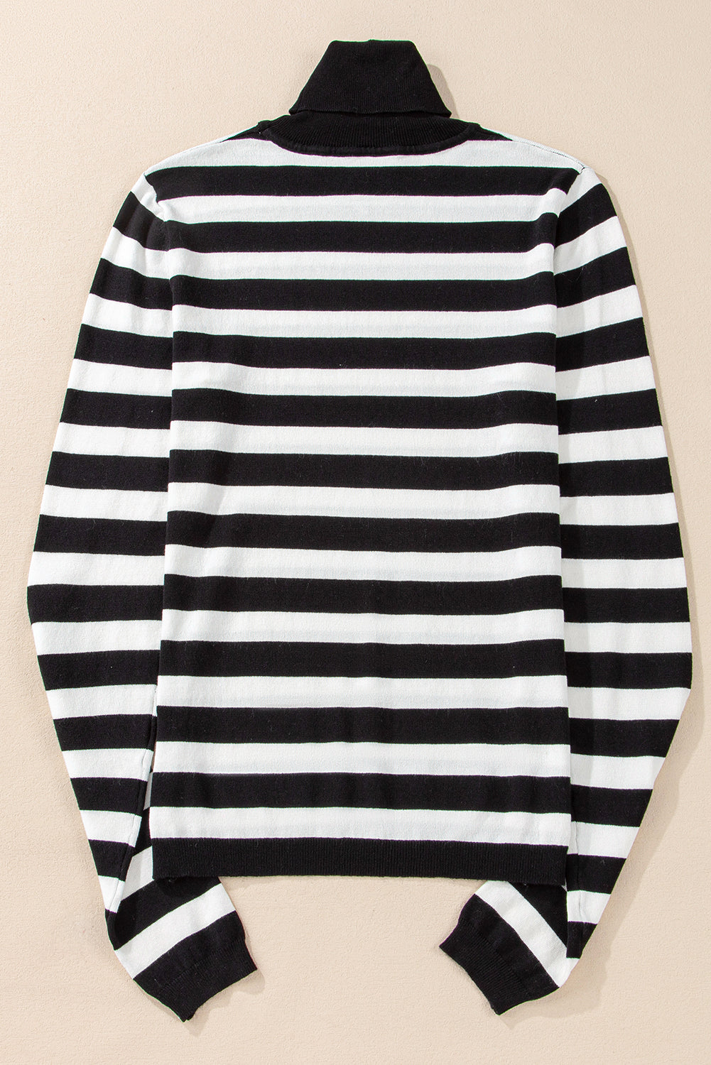 Daniela | Simple and stylish winter sweater