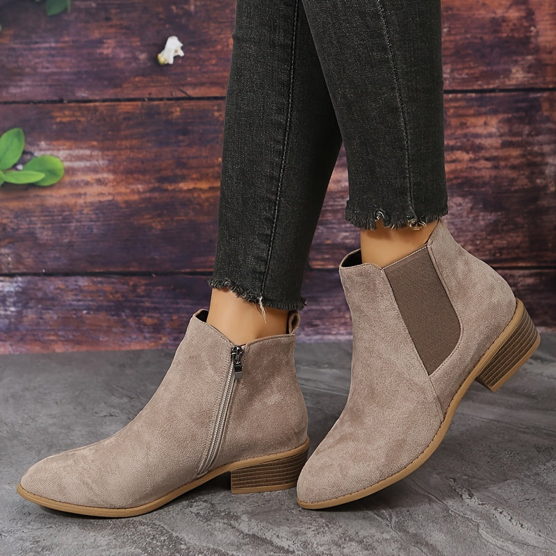 Katherine | Supportive and modern orthopedic boots.