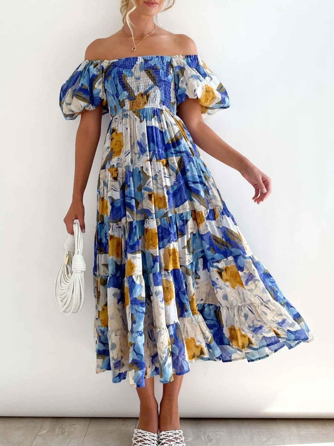 Ersilia® | Elegant Dress With Puff Sleeves And Floral Print