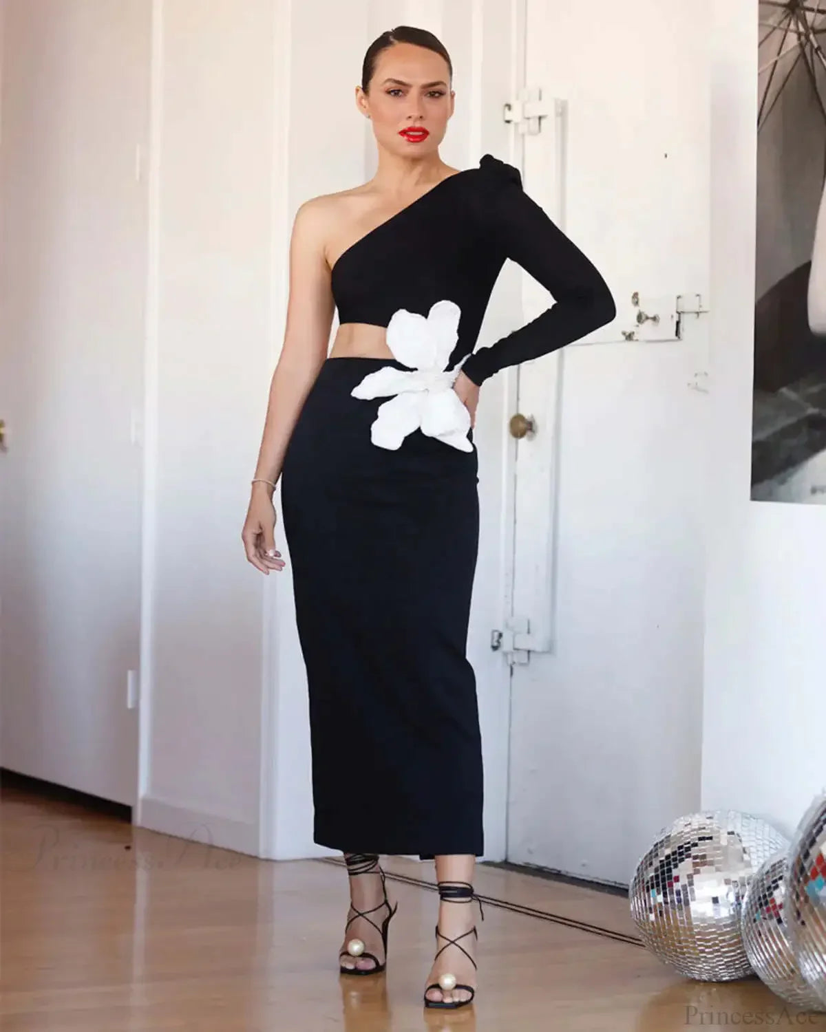 Beading Flower One-Shoulder Party Dress