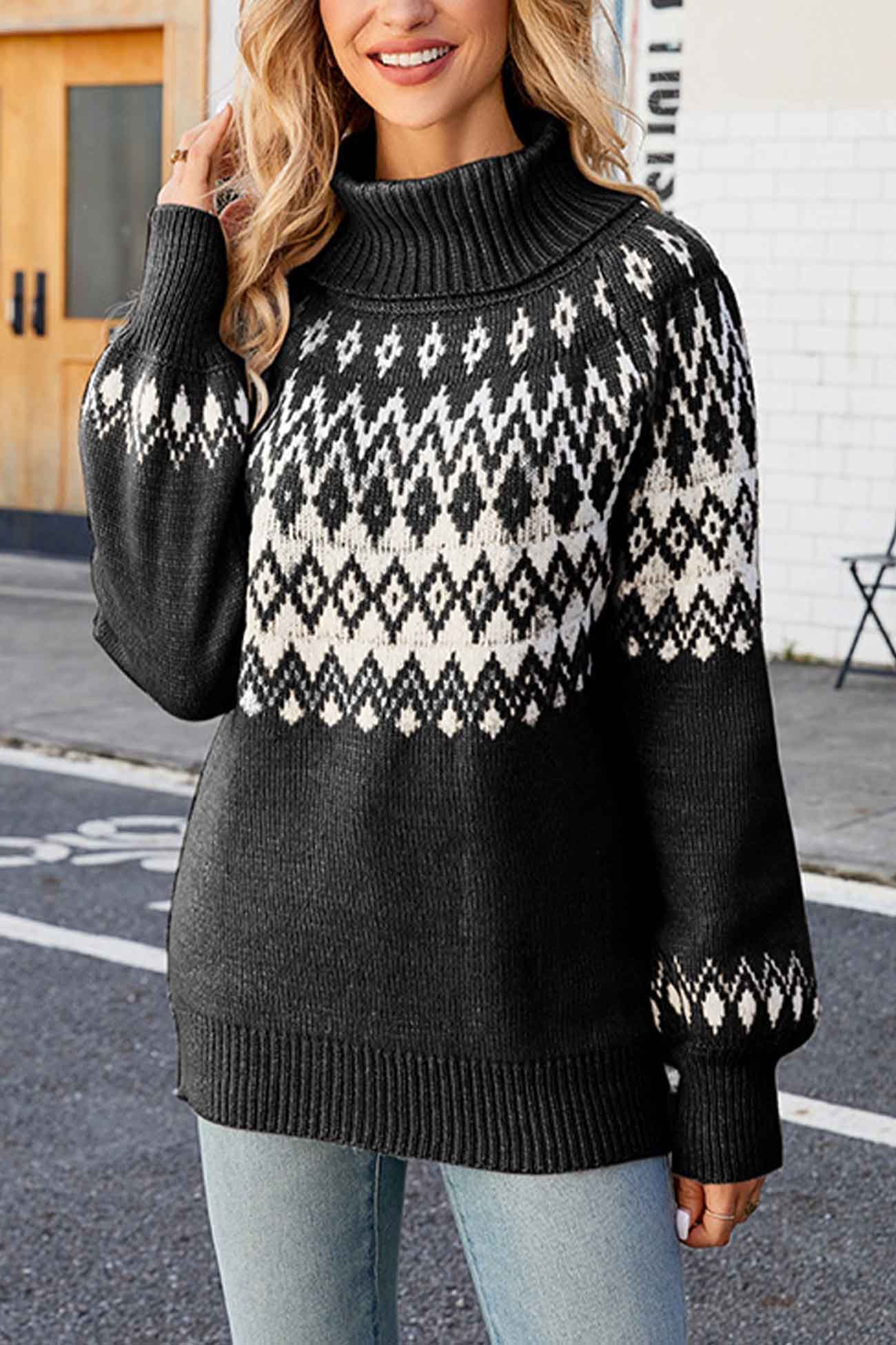 Tatjana | Jacquard sweater with turtleneck and raglan sleeves