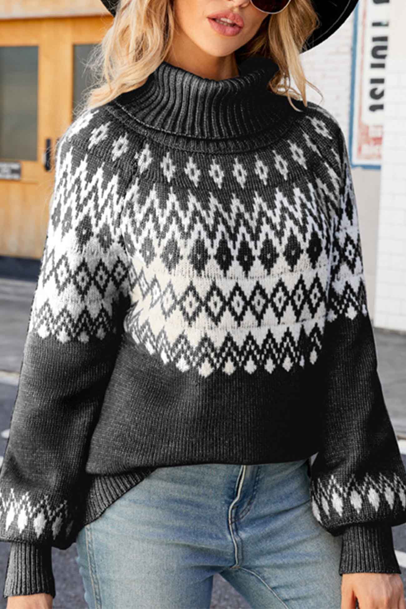 Tatjana | Jacquard sweater with turtleneck and raglan sleeves