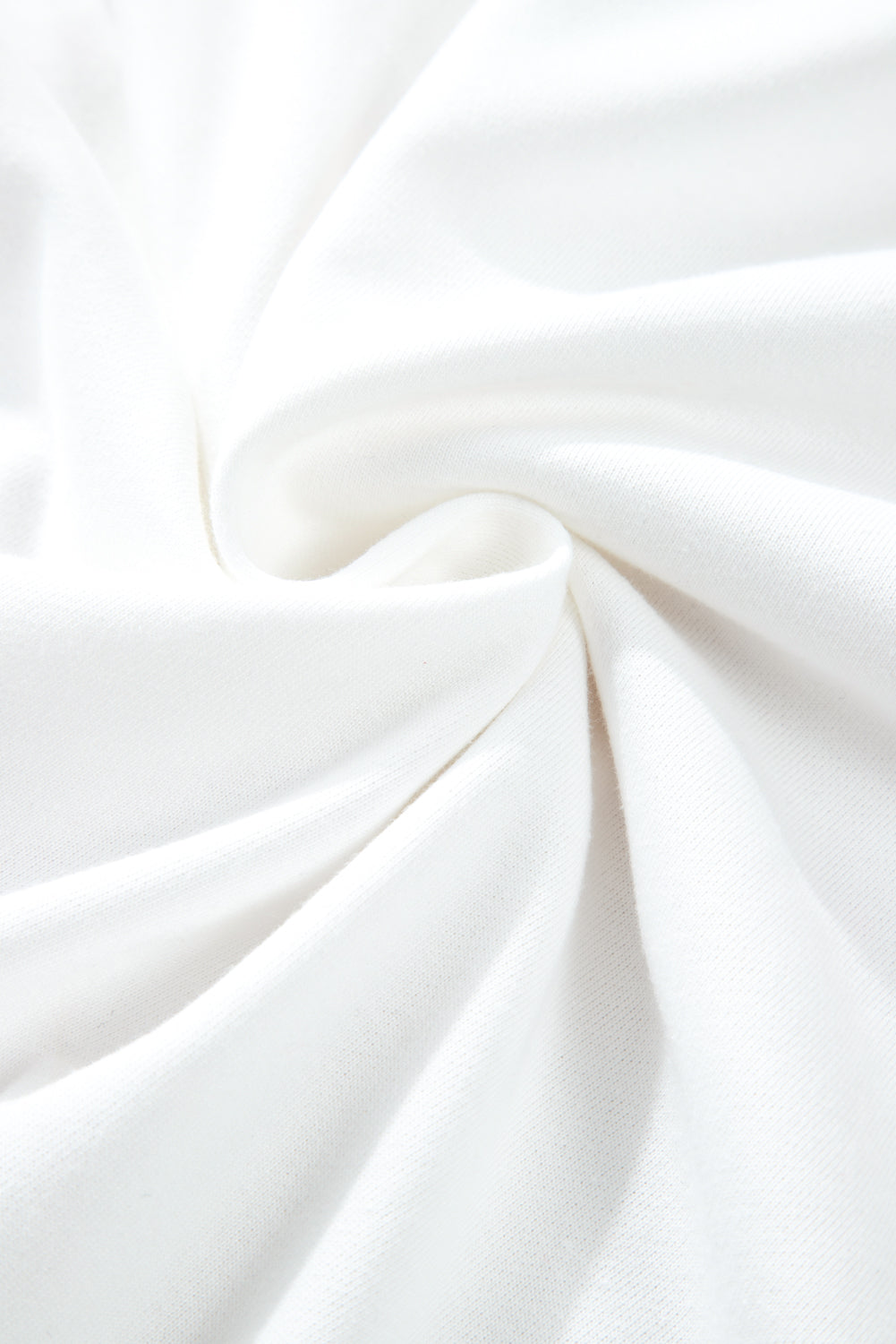 Delia | Timeless and elegant winter clothing