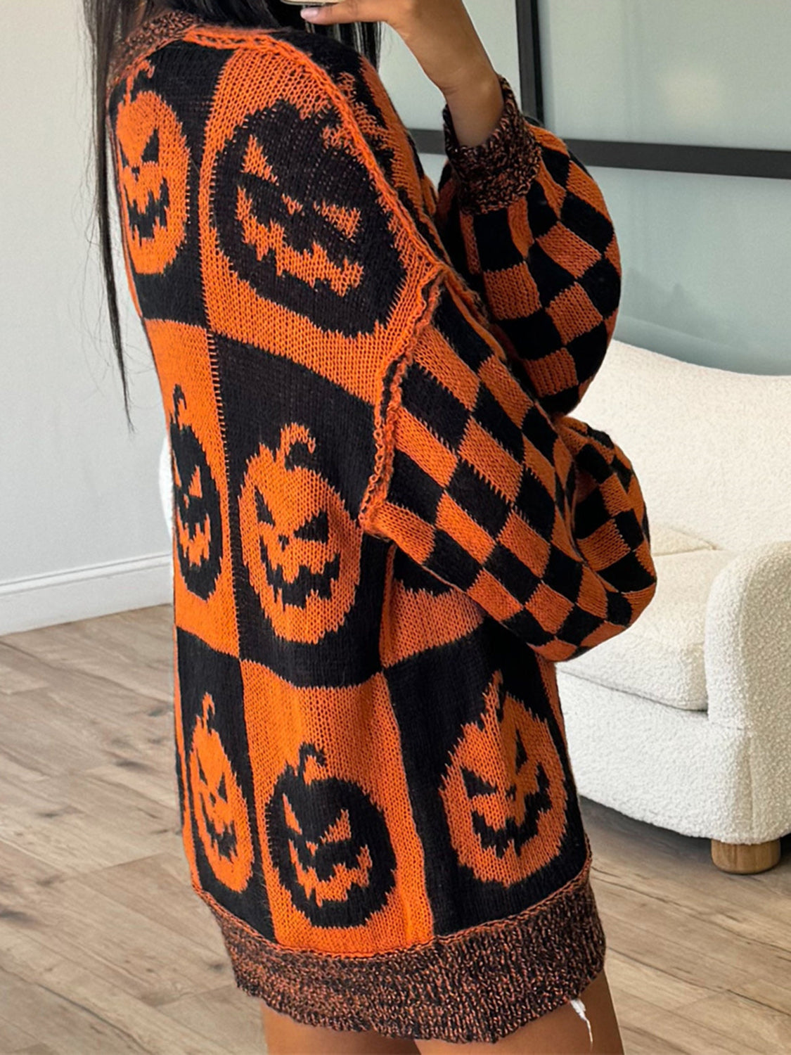 Estrella | Pumpkin long sleeve sweater with exposed seam and crew neck