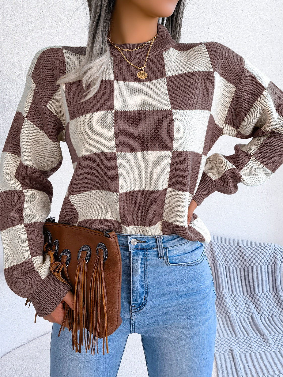 Elsa | Checked long-sleeved sweater with stand-up collar