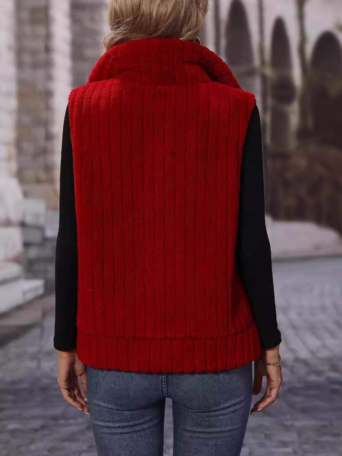 Dayana | Vest coat with zip and pockets