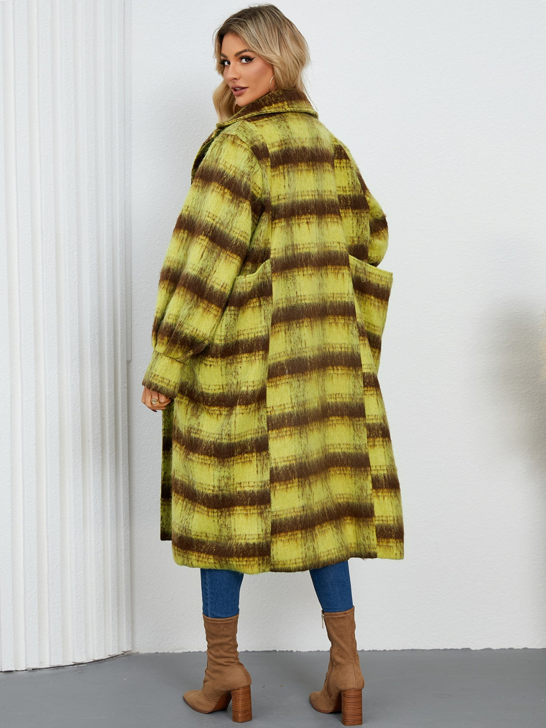 Rocio | Contrasting double breasted long sleeve coat