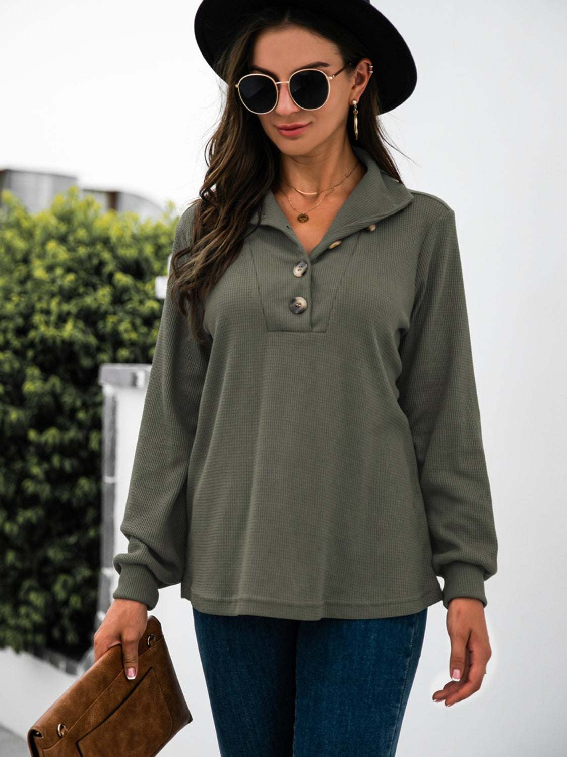 Renee | Half button t-shirt with long sleeves