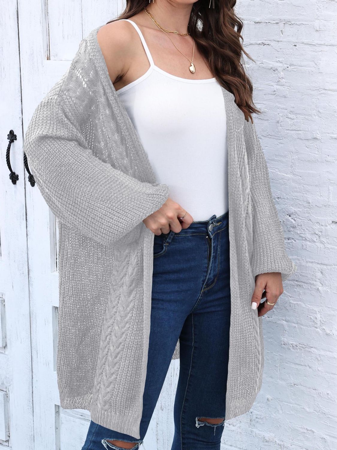Estela | Cable knit cardigan with open front and long sleeves