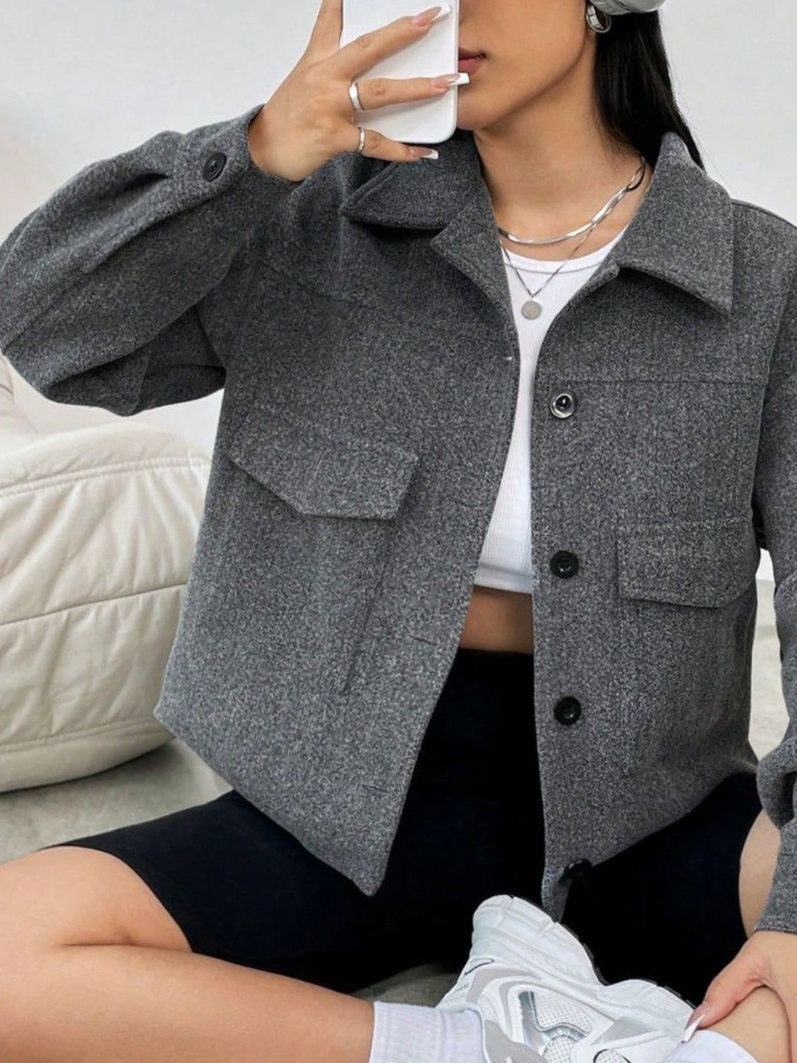 Henriette | Long-sleeved outerwear with a button placket and dropped shoulders