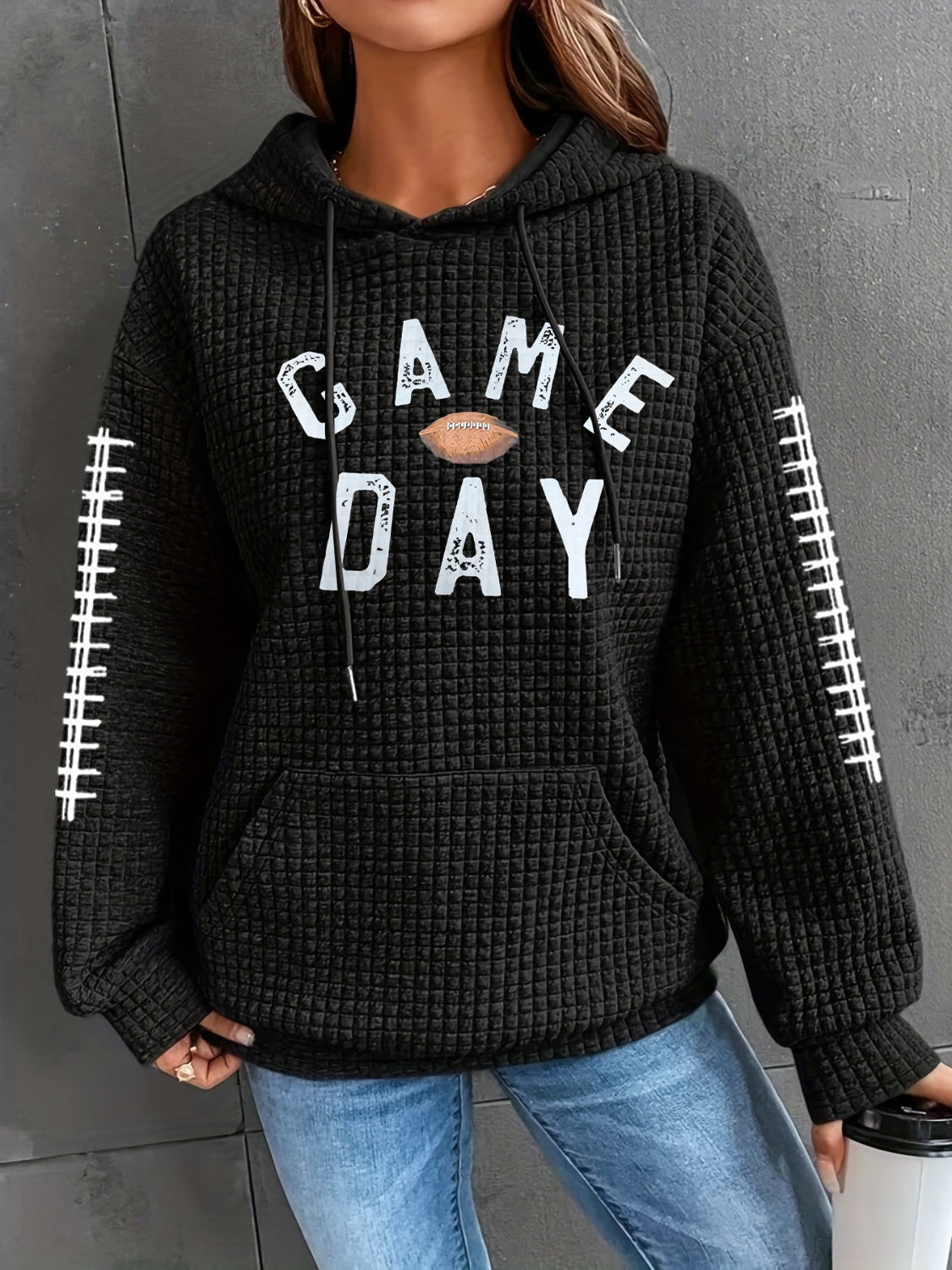Geraldine | Drawstring football hoodie with long sleeves
