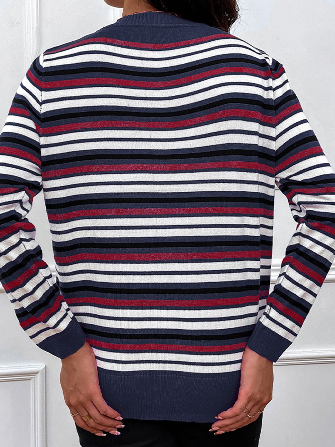 Nathalie | Shiny striped long-sleeved sweater with a crew neck