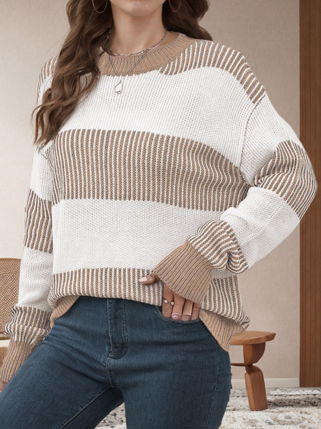 Beata | Striped long-sleeved sweater with a crew neck