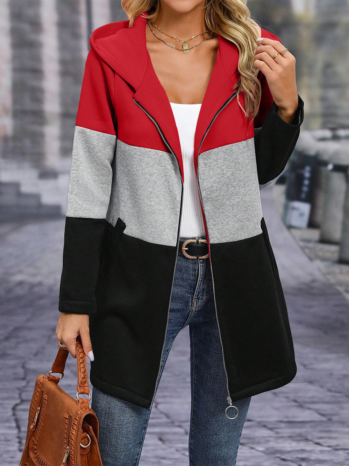 Helga | Long sleeve outerwear with hood and color block zip fastening