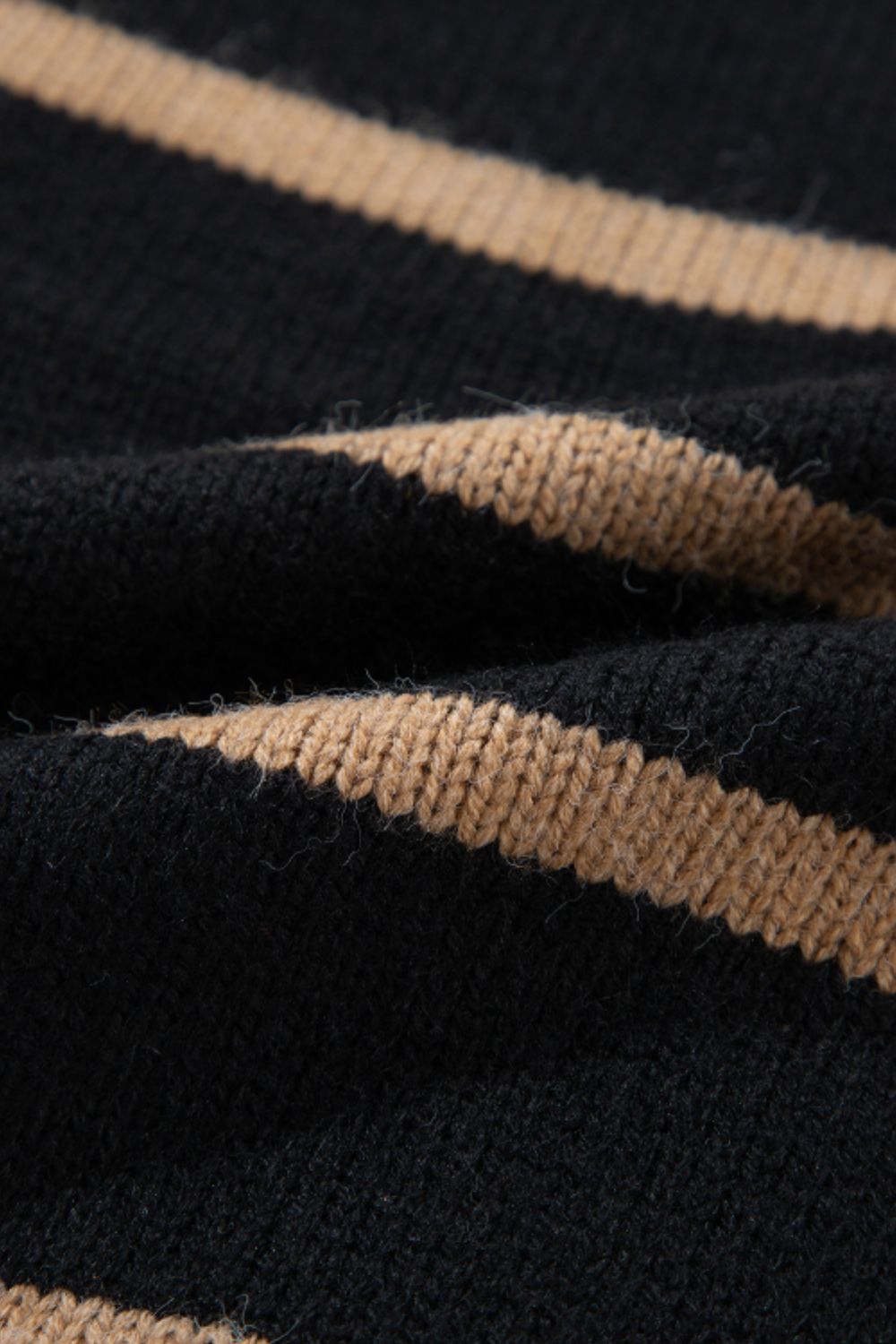 Renata | Striped, long-sleeved cardigan with button placket