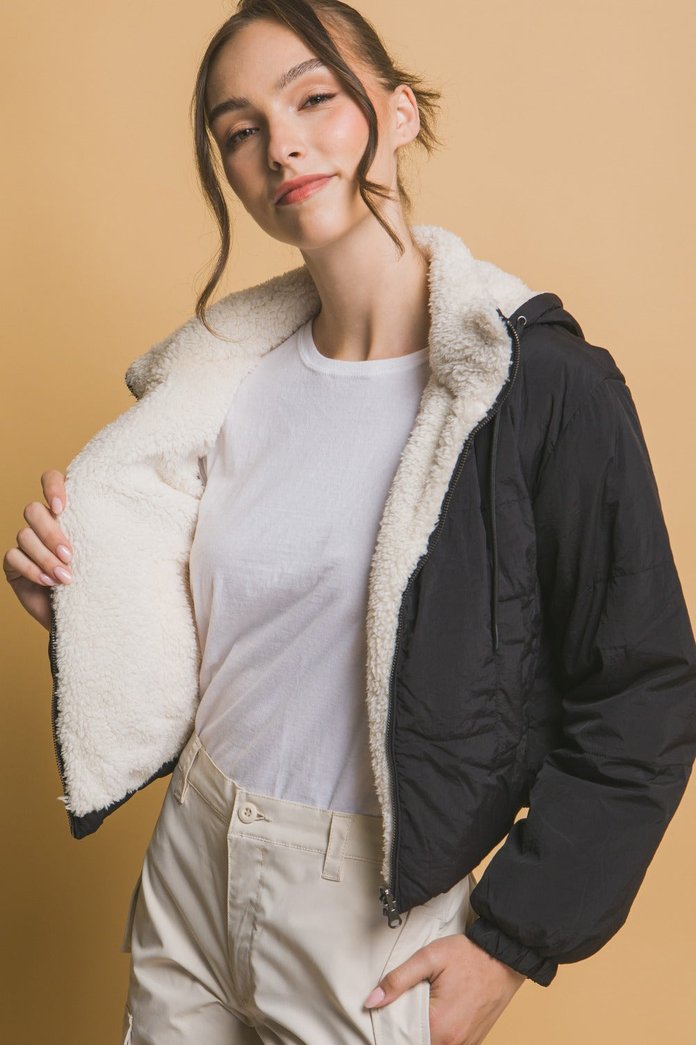 Laura | Love Tree cropped reversible hooded zip-up sherpa jacket