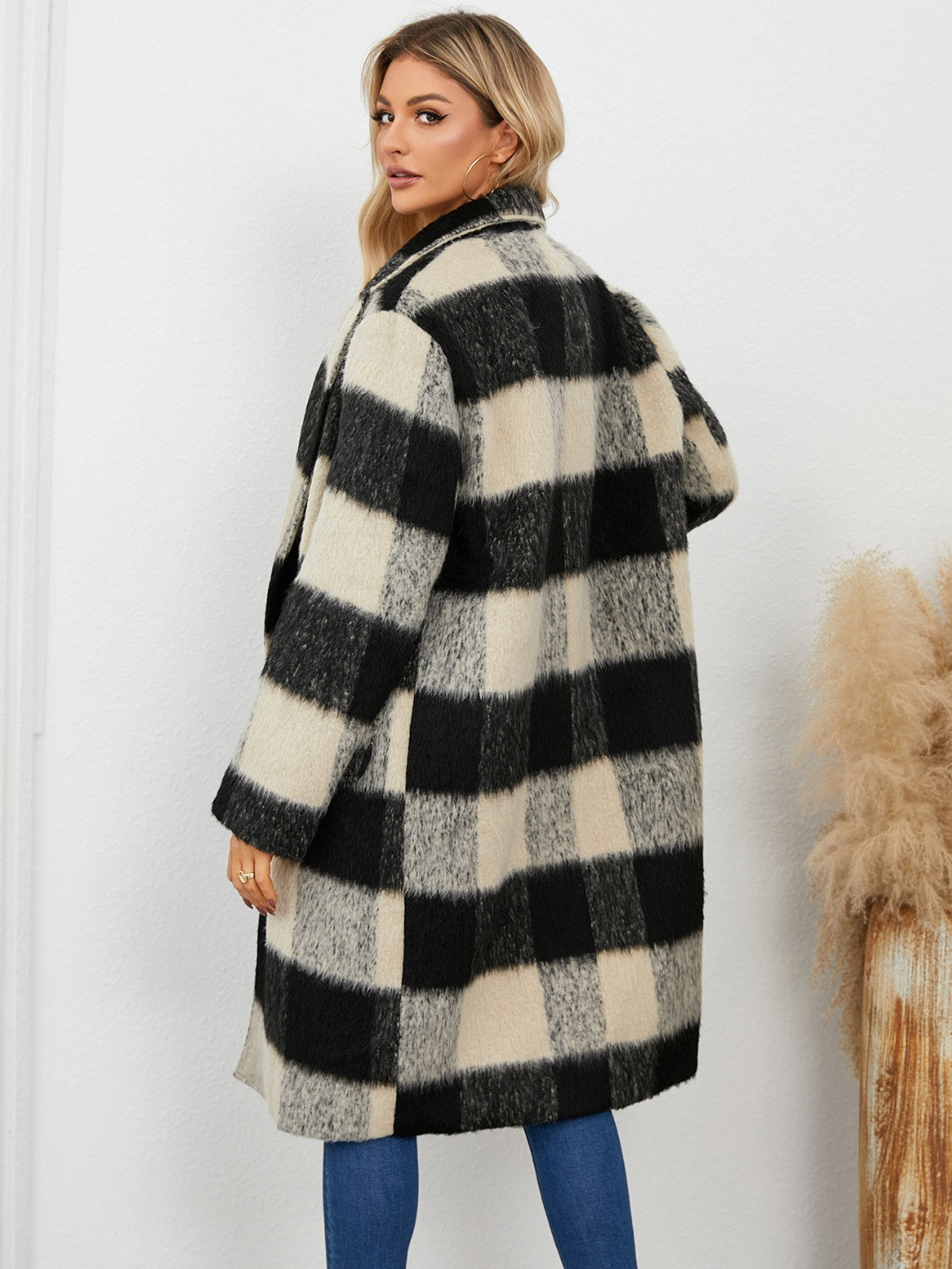 Ramona | Checked double-breasted coat with long sleeves