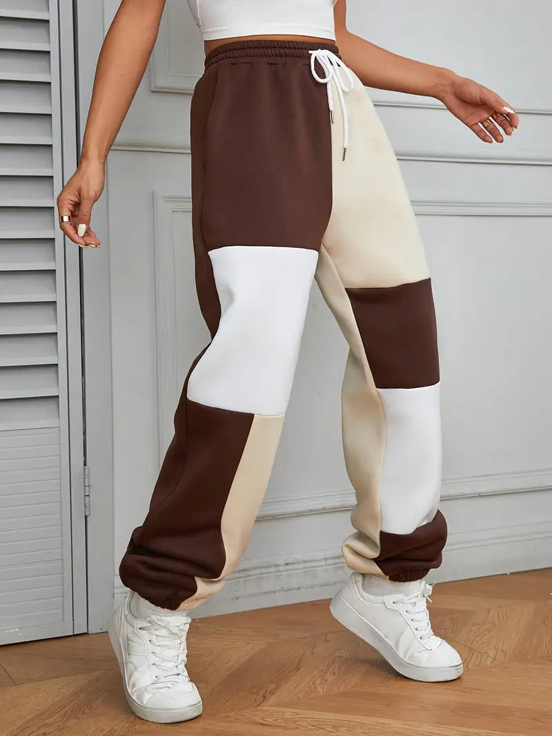 Jimena | Stylish jogging pants with a color block design