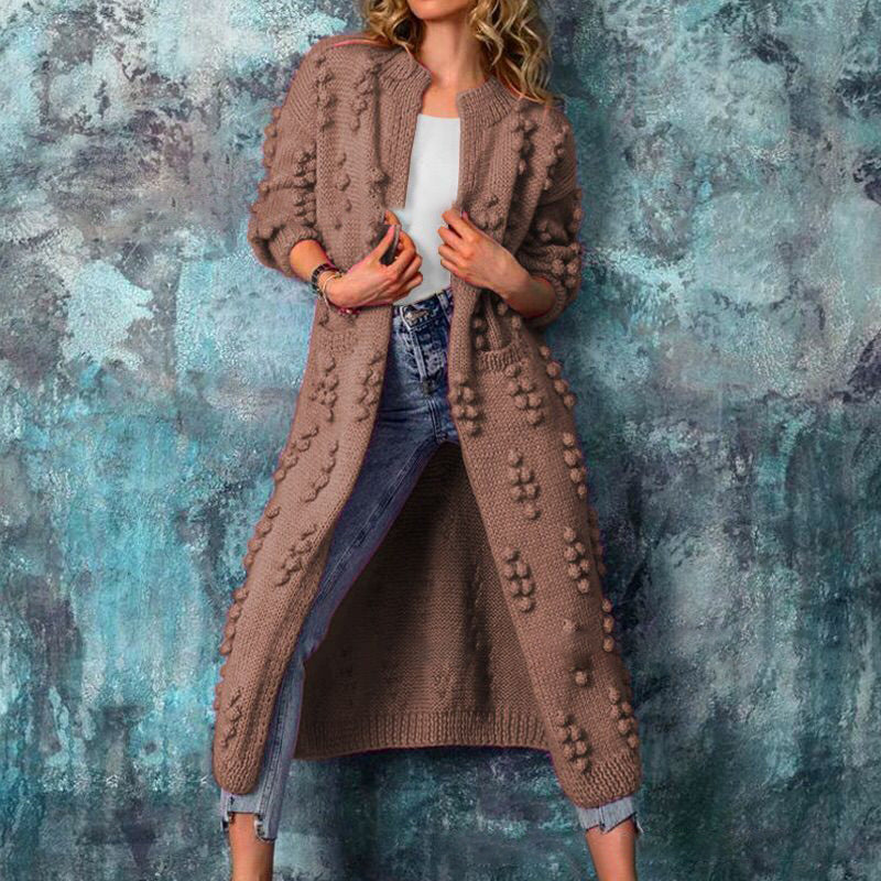 Antonia | Fashionable and effortless winter dress