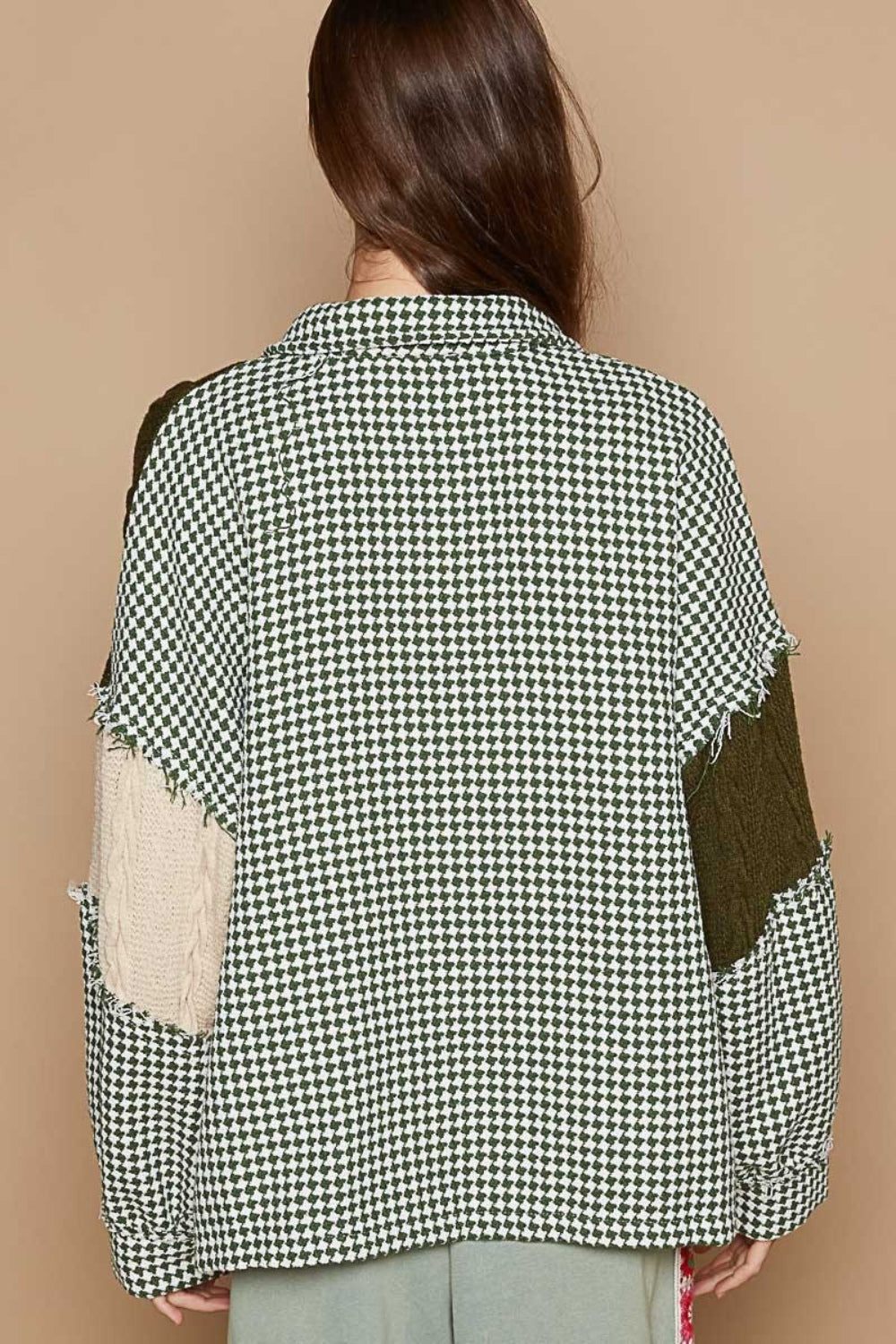 Samantha | Houndstooth contrast cable knit pocket jacket