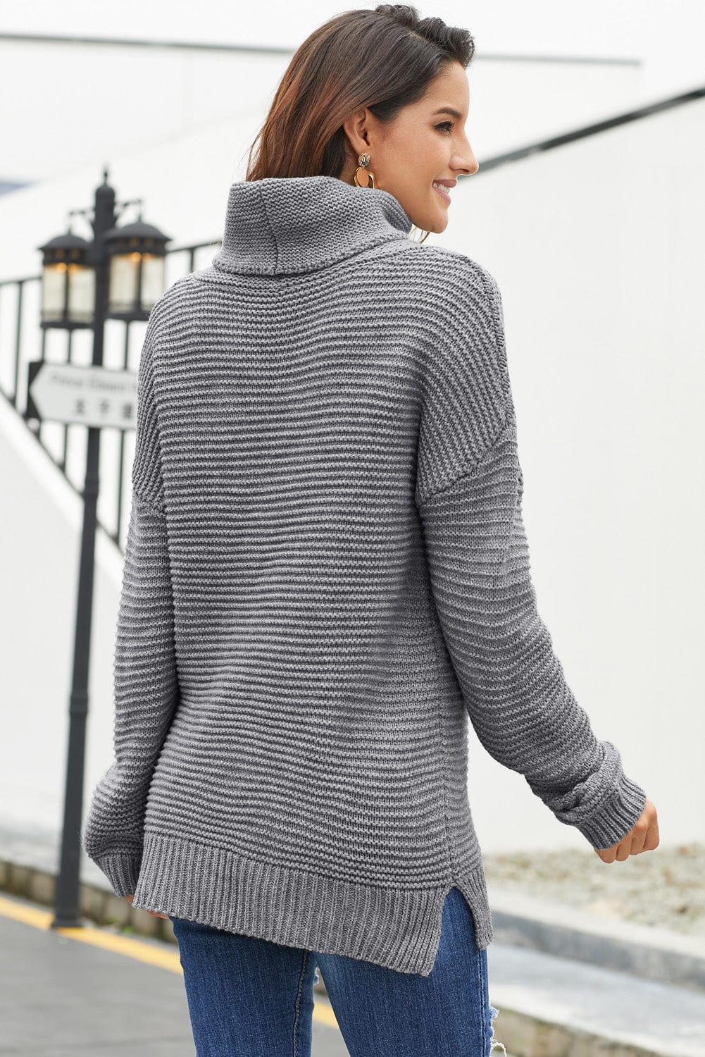 Jesica | Timeless and elegant winter sweater