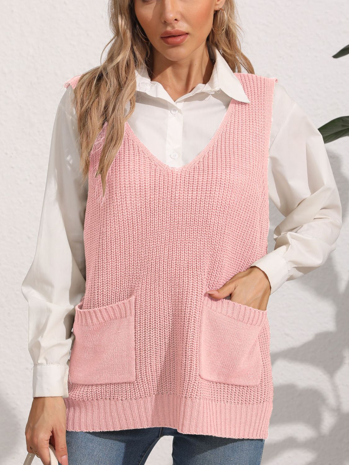 Johanna | Sweater vest with pockets and V-neck