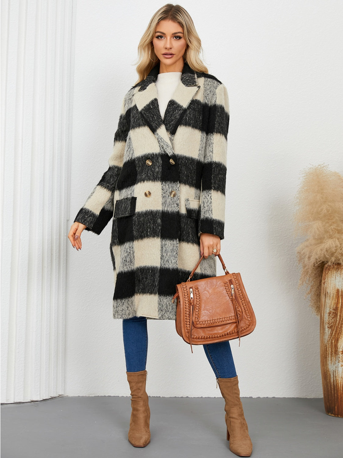 Ramona | Checked double-breasted coat with long sleeves