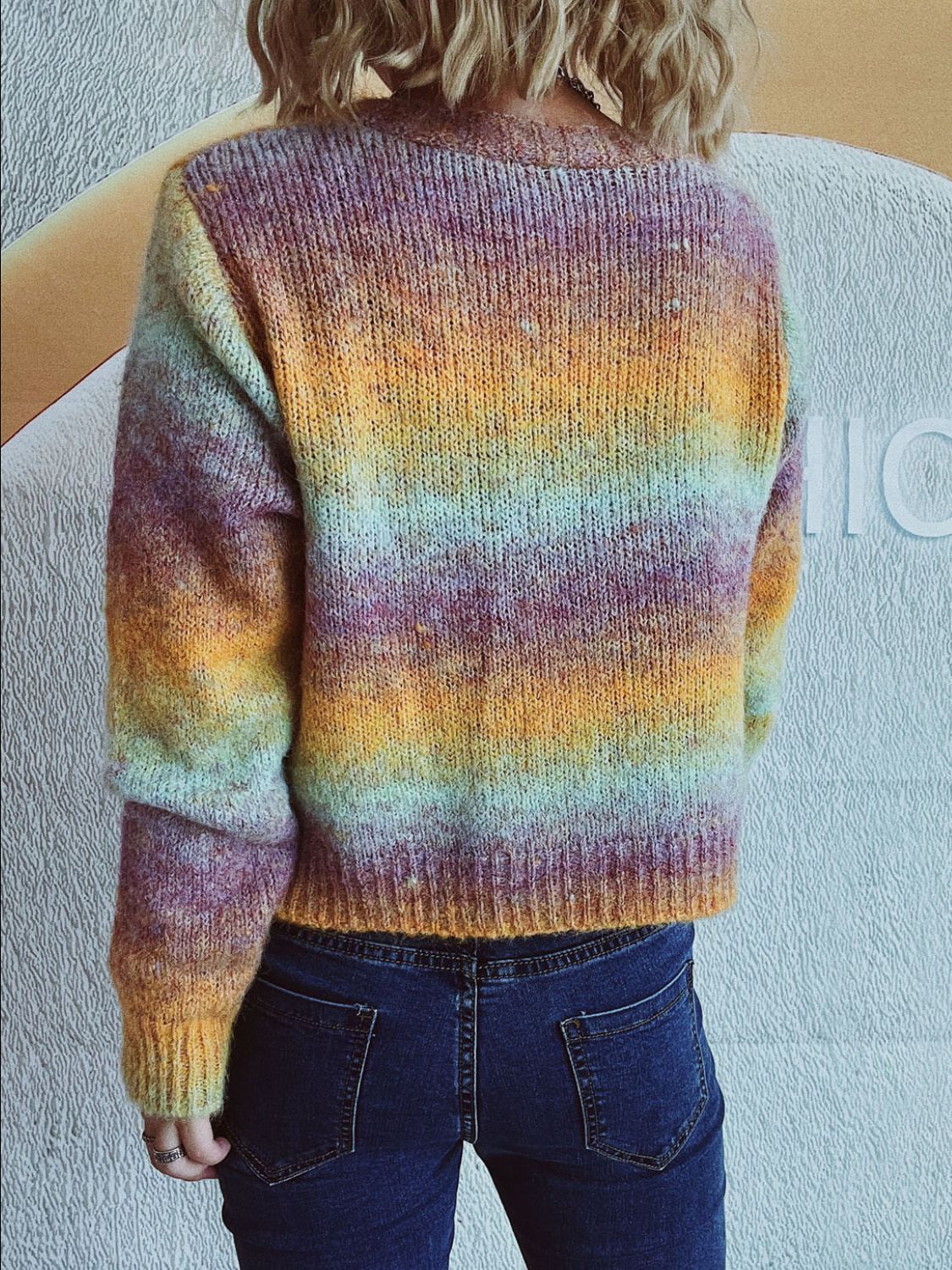Estela | V-neck cardigan with gradient heart-shaped buttons