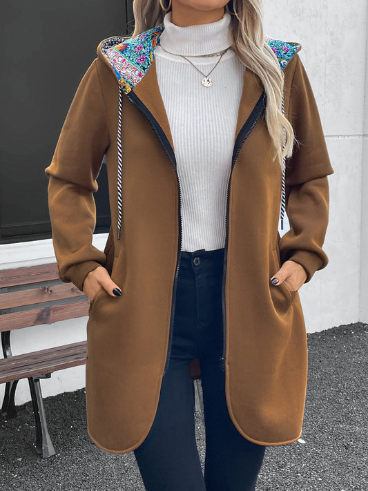 Wanda | Long sleeve outerwear with hood and drawstring and zip fastening