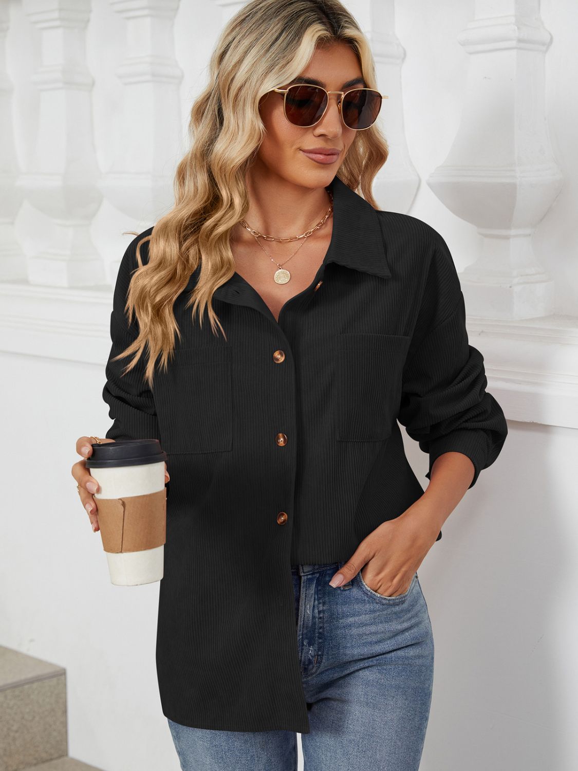Ines | Long-sleeved outerwear with a button placket and dropped shoulders