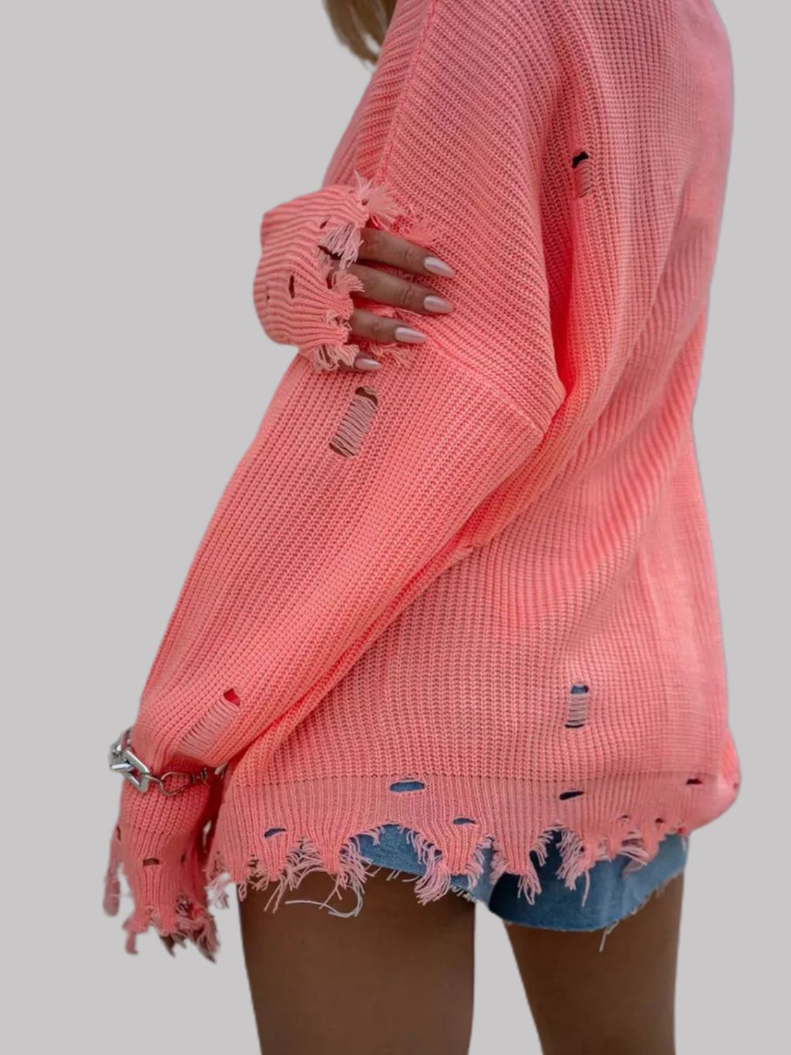 Brigitta | Long-sleeved crew-neck sweater with a distressed look