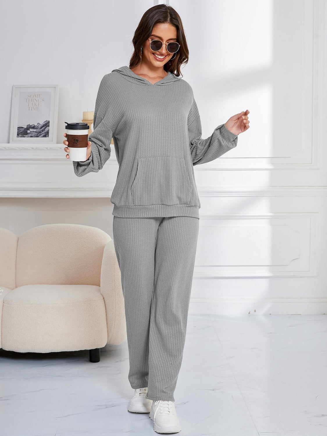Zahira | Long-sleeved hoodie and drop-shoulder trousers set