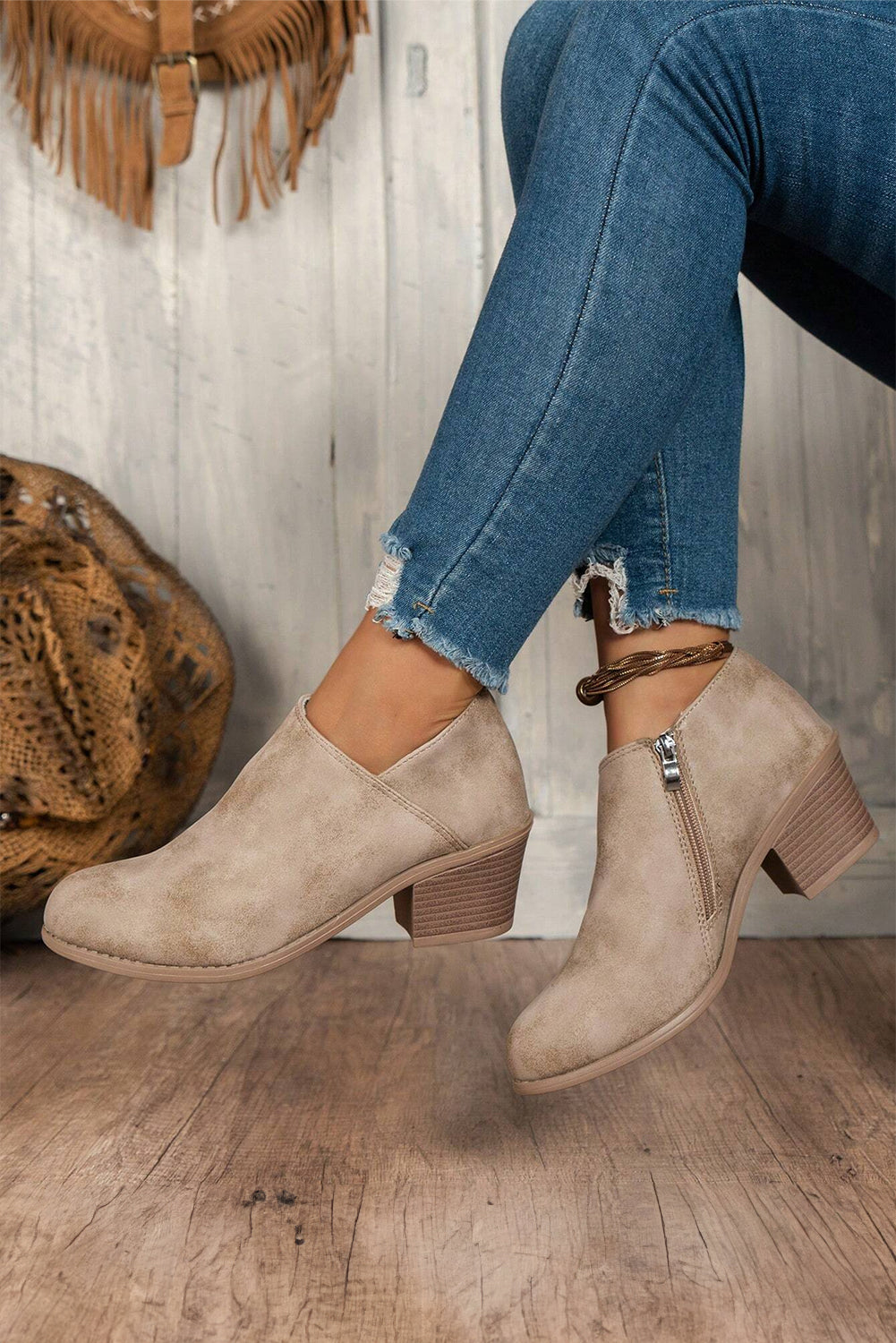 Sara | Relaxed and supportive orthopedic footwear