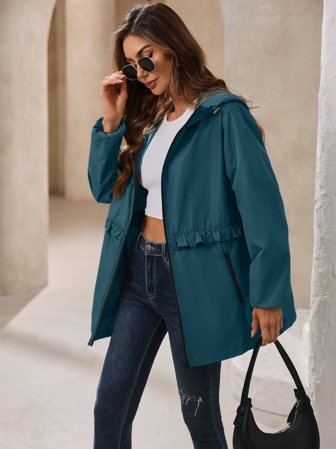 Paulina | Waterproof, long-sleeved outdoor windbreaker with hood