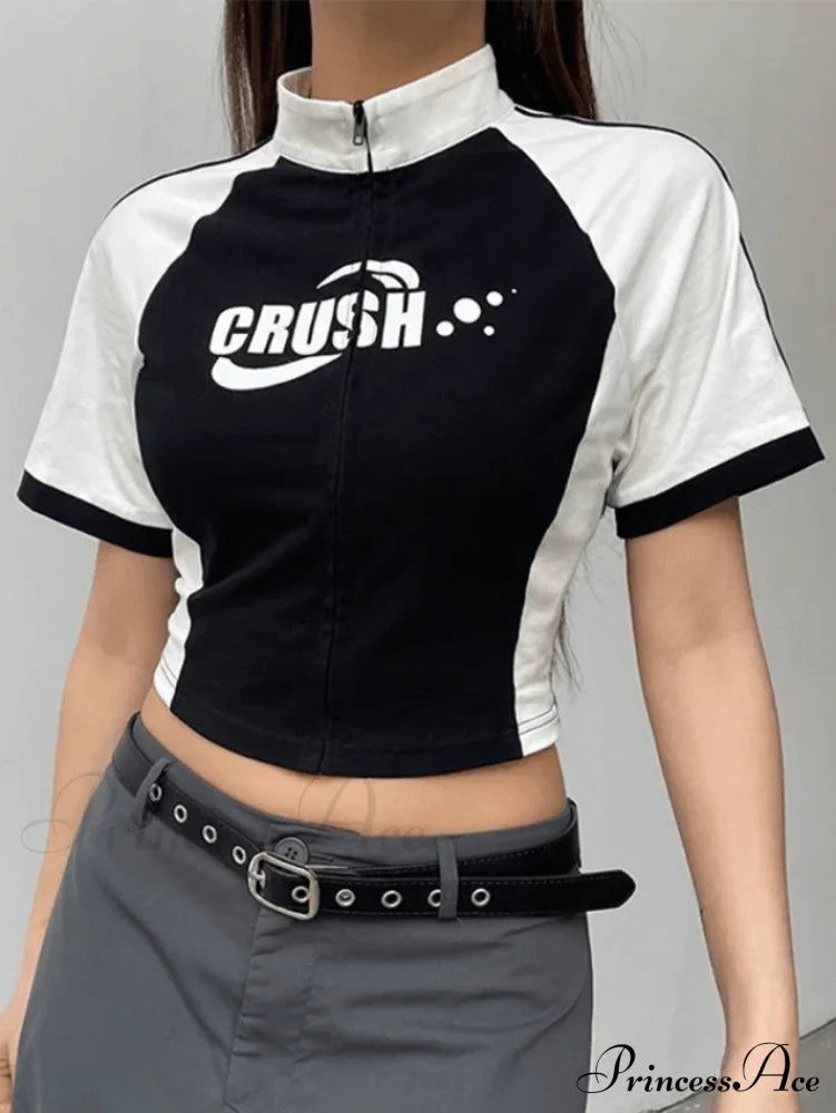 Contrasting Trim Graceful Vintage Crop Top