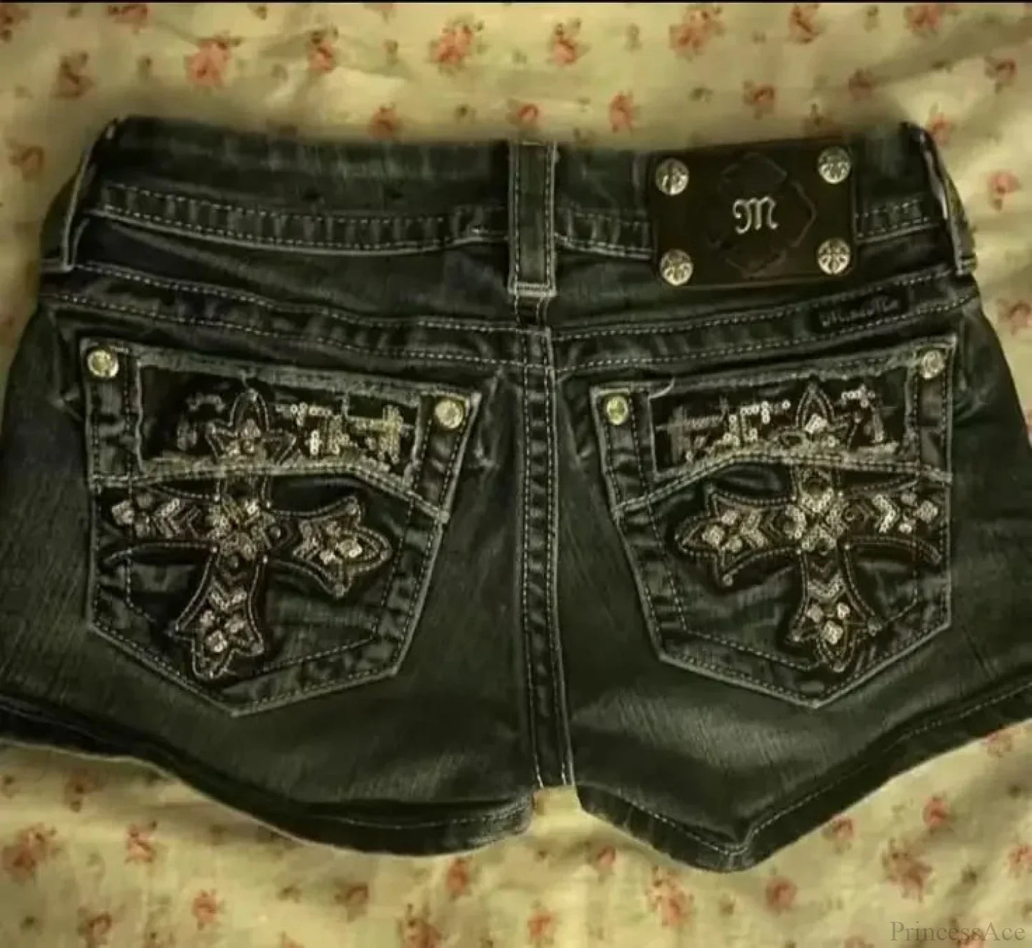 Cross Pocket Embroidery Short