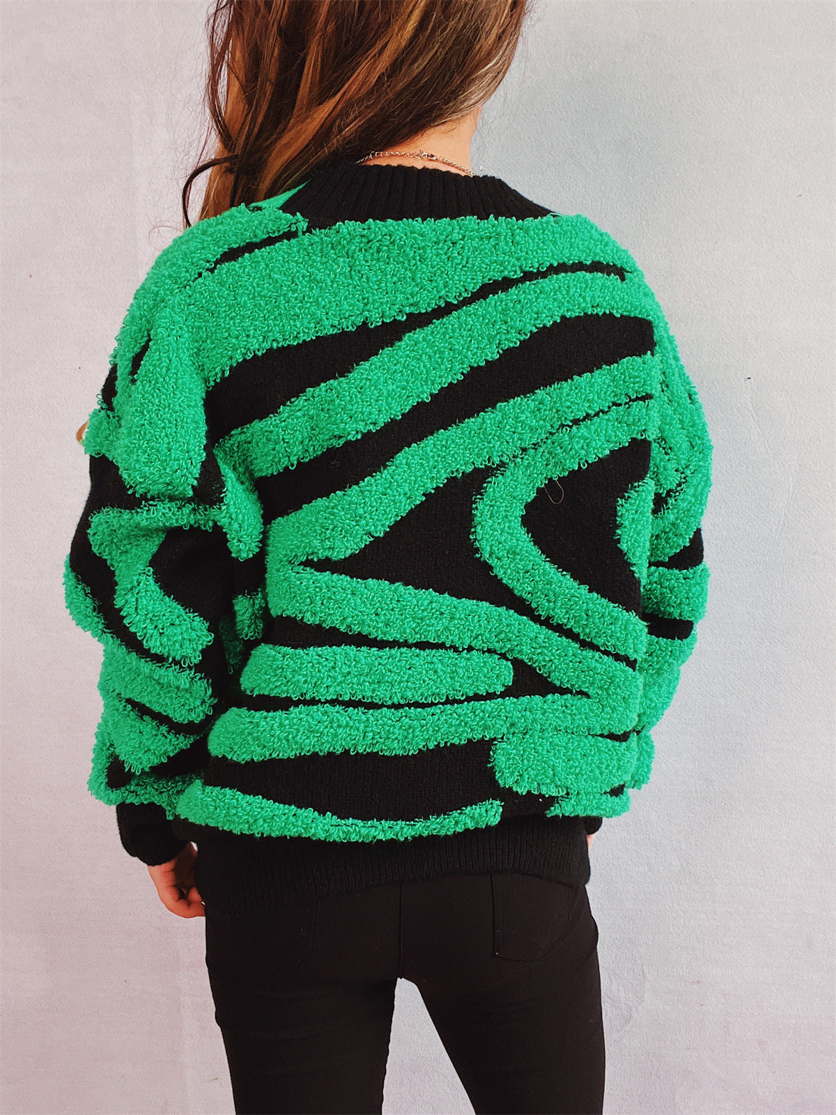 Lea | Contrast color long sleeve cardigan with buttons